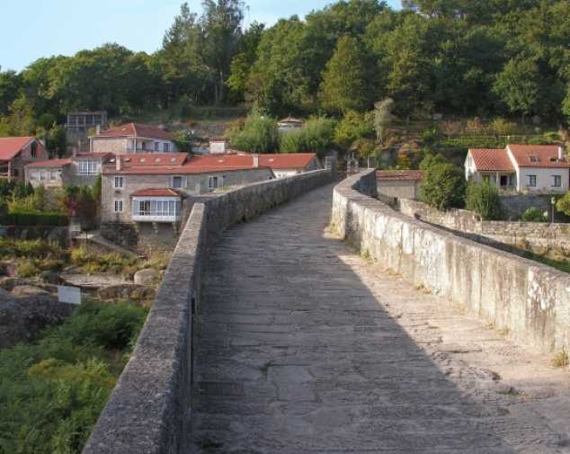 Day 1. Arrival at Santiago and Stage 1: Santiago de Compostela – Negreira (21,3 km)