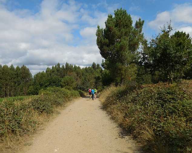 Day 3. Stage 2: San Romao Da Retorta – Melide (27,7 km)