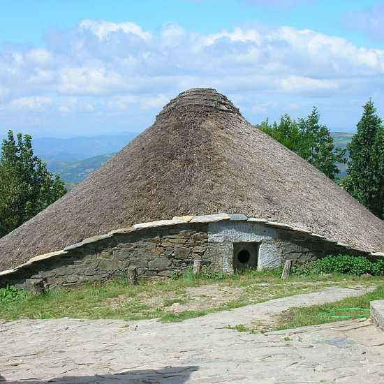 Day 8. O Cebreiro - Triacastela (20,8 Km)