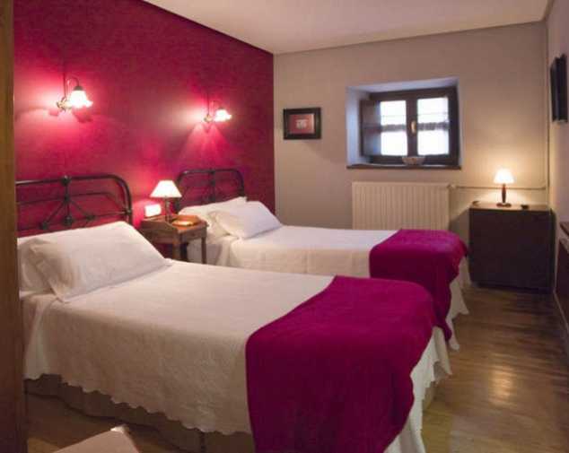 Guesthouses in Salas