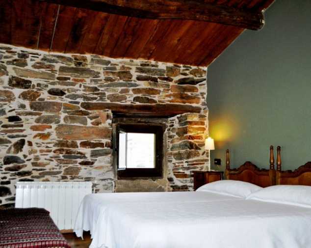 Guesthouses in Triacastela