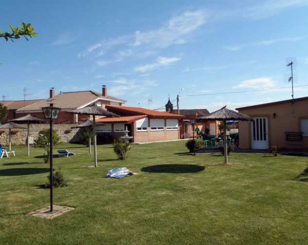 Hostels in Burgo Ranero