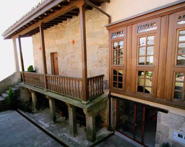 Hostels in Oseira