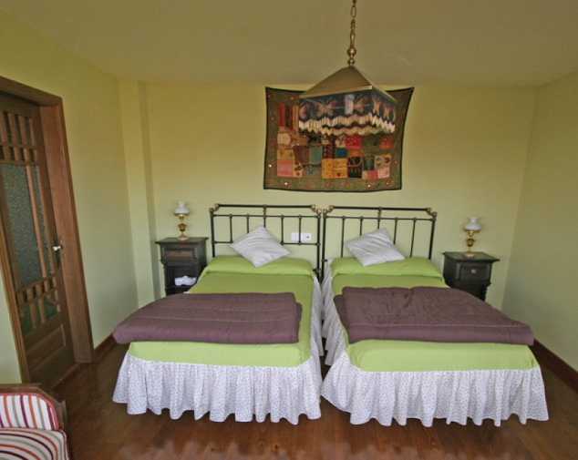 Hostels in Oseira