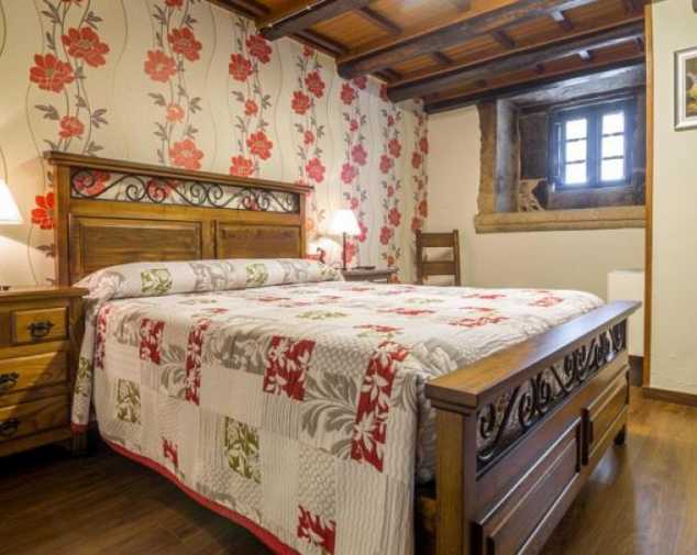 Hotels in Melide