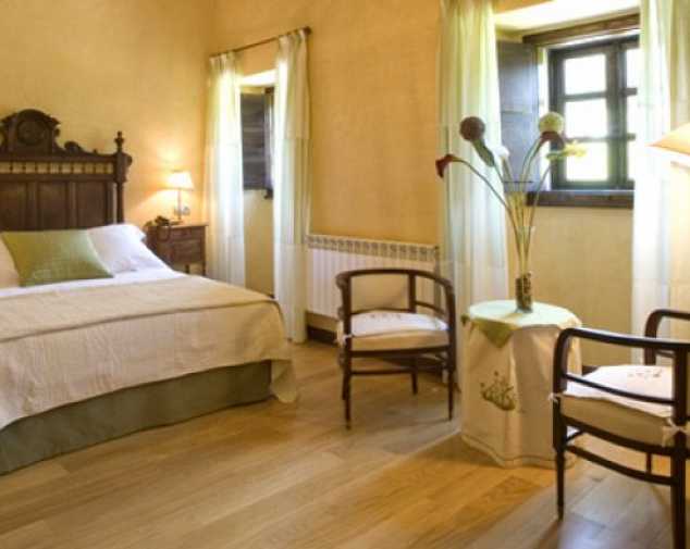 Hotels in Salas
