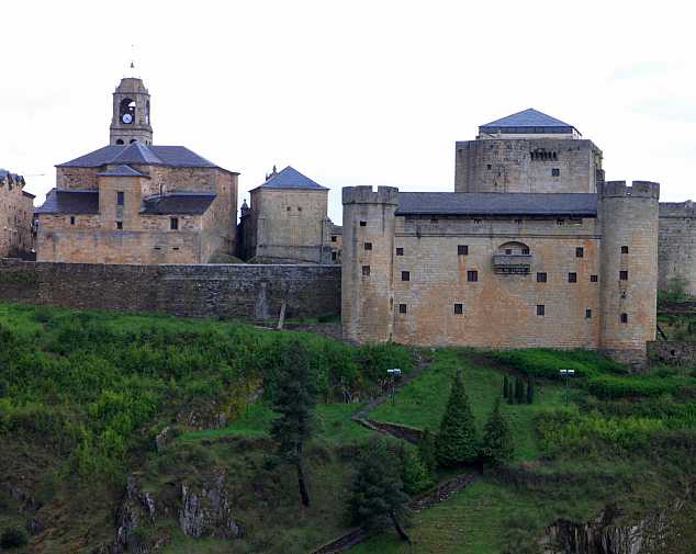 Puebla de Sanabria to Santiago de Compostela Puebla de Sanabria to Santiago de Compostela